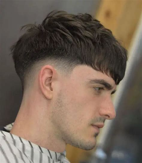 Textured Fringe Haircut 5 Styles To Try Taper Fade Haircut Mens