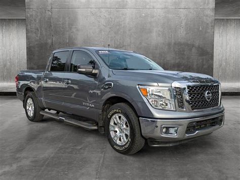 Pre Owned 2017 Nissan Titan SV Crew Cab Pickup In Tampa HN557872