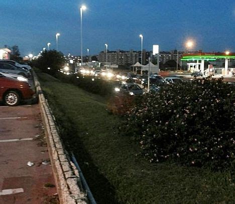 Cagliari Maxi Tamponamento Nell Asse Mediano Traffico Paralizzato