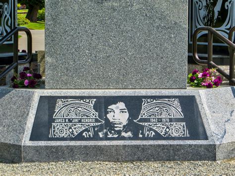 Spectacular gravesites of famous people