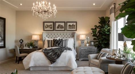 20 Master Bedroom Designs With Chandeliers