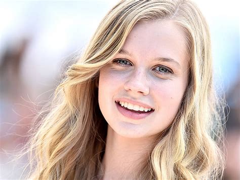 Angourie Rice Model Legs Smile Bonito 2018 Stockings Actress