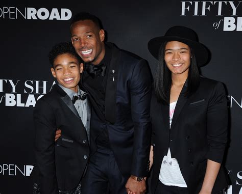 Parental PRIDE: Marlon Wayans Defends Daughter From Hatin' Azz ...