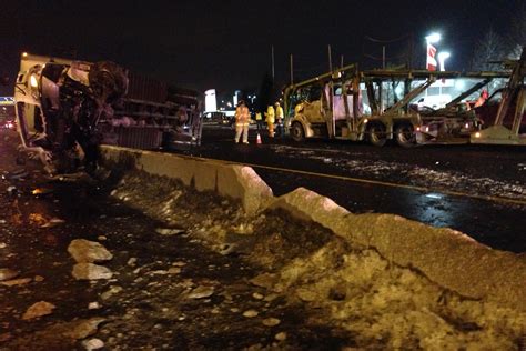 Tractor Trailer Crashes Through Median On Hwy 401 In Pickering 680 News