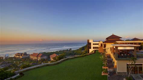 Ritz-Carlton Bali Review: Indonesian Hospitality and Dining At Its Best