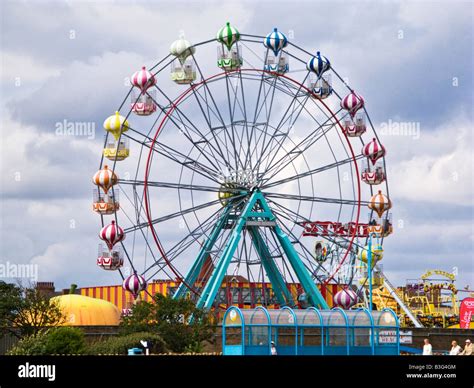 Ferris Wheel At Skegness Beach Lincolnshire England Uk Stock Photo