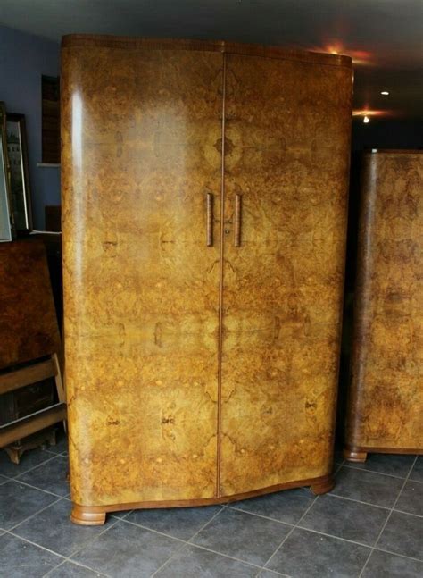 Good Quality Art Deco S Bur Walnut Curved Front Double Wardrobe