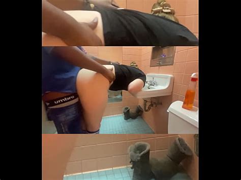 Fast Food Manager Gets Smashed In The Bathroom XVIDEOS