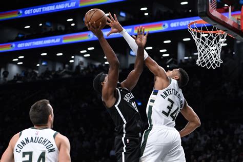 Milwaukee Bucks Giannis Antetokounmpo Scores 36 Points In 129 125 Victory Against Brooklyn Nets