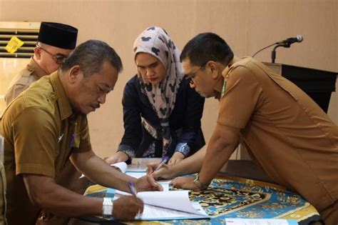 Pejabat BPP Bengkalis Teken Perjanjian Kinerja Dan Pakta Intergritas