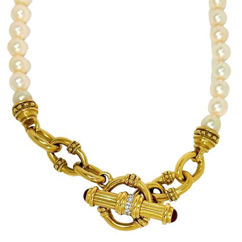 Judith Ripka 18k Gold Classic Revival Pearl Necklace With Special