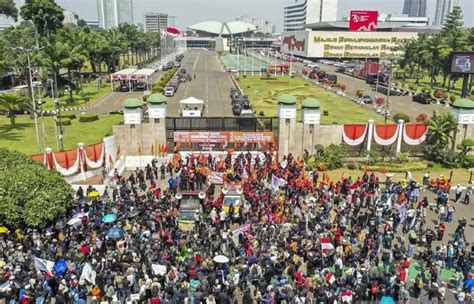 Ikut Demo Kawal Keputusan MK Komika Mamat Alkatiri Pesan Jangan Mau