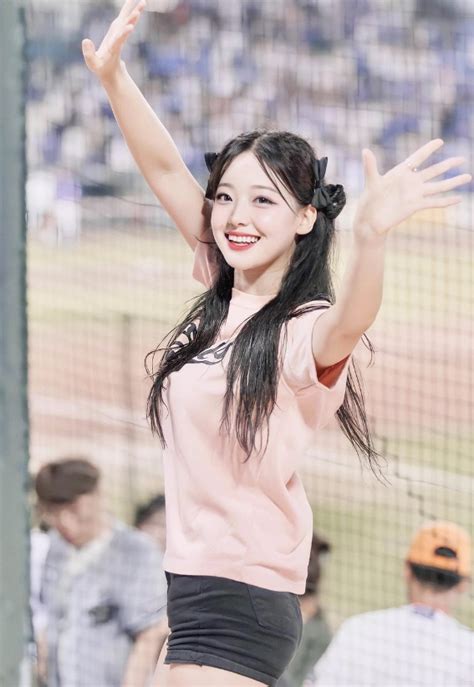 Eo Kh U Trang K N M T V N G Y S T Di N M O Th T S C A Hot Girl