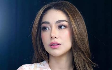 Anak Terbaring Di Rumah Sakit Celine Evangelista Memohon Doa FAJAR