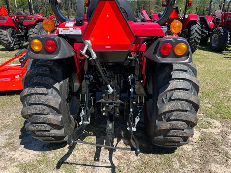 New 2024 Mahindra 2638 HST Tractors In Saucier MS MAHT13271 Red