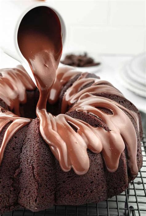 Chocolate Bundt Cake - Chefjar