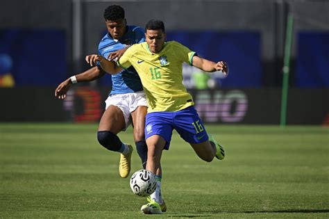 Veja Imagens Do Confronto Entre Brasil E Equador Pelo Pr Ol Mpico