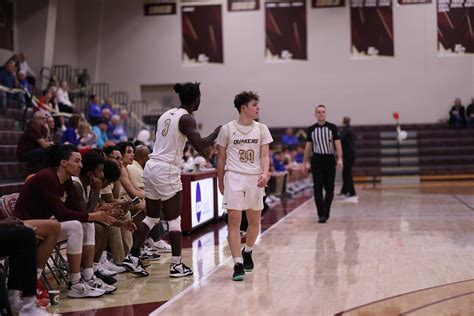 Earlham College Men S Basketball Richmond IN