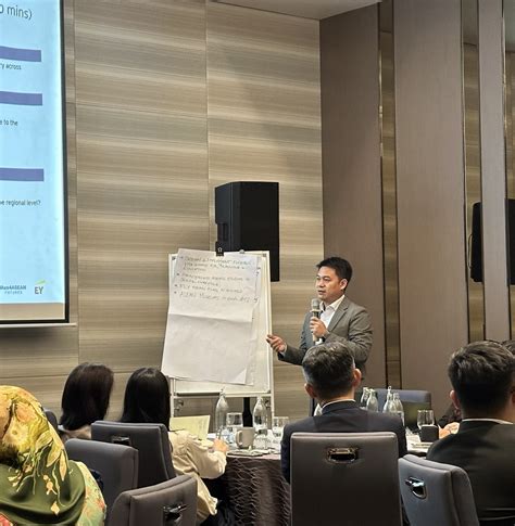 Asean Gathers Stakeholder Input For Post Connectivity Strategy