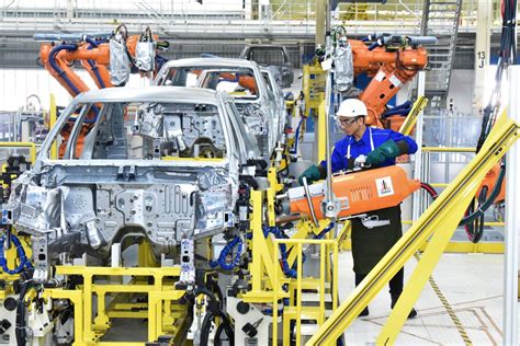 Industri Automotif Tempatan Wujudkan Peluang Pekerjaan Kepada Tenaga