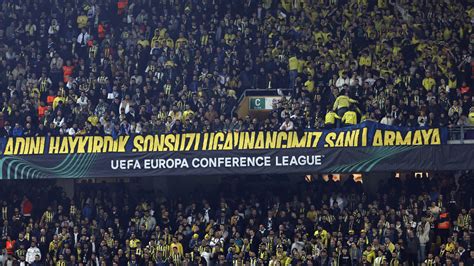 UEFA dan Fenerbahçe taraftarına ceza