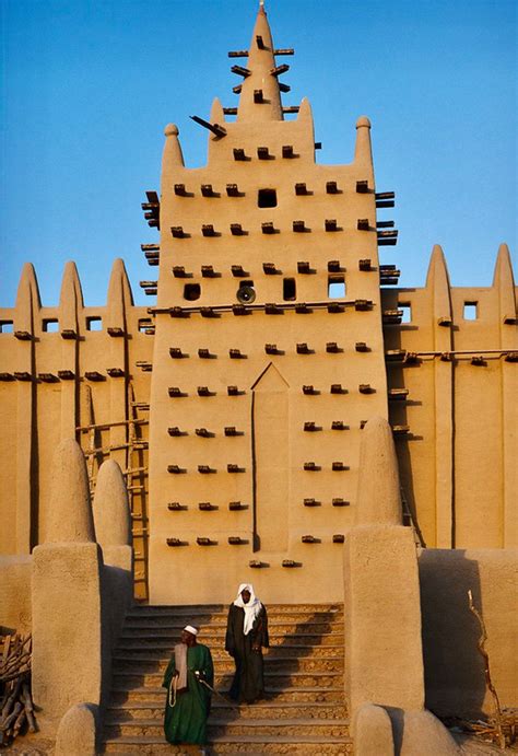 Rebuilding the Great Mosque of Djenne