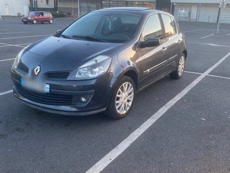 RENAULT CLIO Clio 3 Exception Toit Ouvrant 110cv Occasion Le Parking