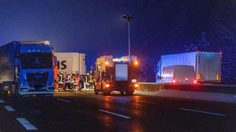 Tödlicher Unfall am Stauende auf A5 Video hessenschau de Panorama