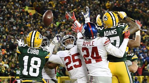 Watch Aaron Rodgers Throws Hail Mary Touchdown To Randall Cobb Nfl