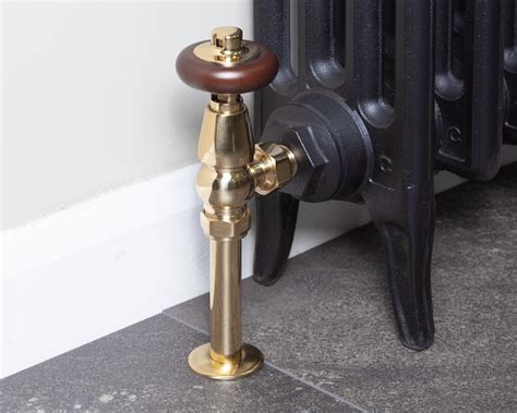 Kingsgrove 15mm Inlet Lacquered Thermostatic Valve Brass Trads