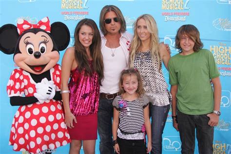 Billy Ray Cyrus Kids: Photo Of All 6 Of His Children – Hollywood Life