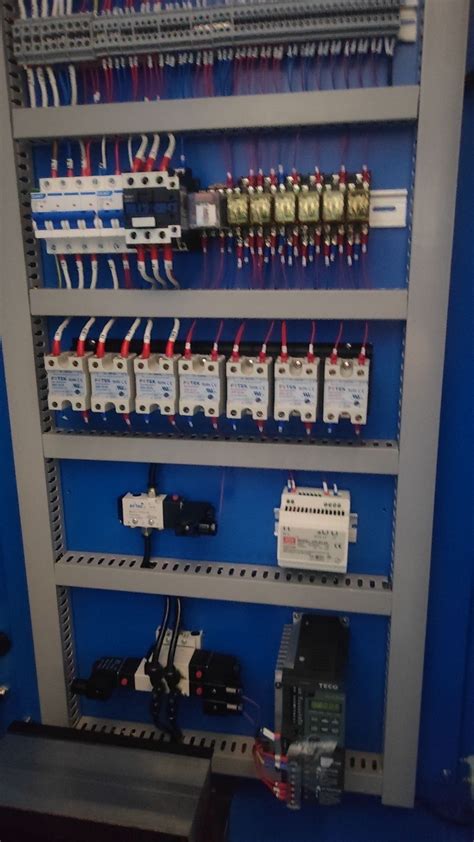 Automatic Pur Hot Melt Glue Machine Gallon Hot Melt Glue Machine Woodworking Edge Sealing