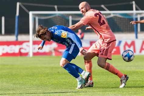 Sportske Novosti Video Dinamo Na Vrhu Hnl A Junak Modrih Volejem