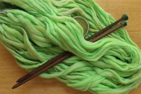 Chunky Merino Wool Yarn Neon Green Yarn Knitting Wool Apple | Etsy