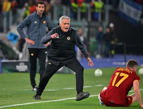 As Roma Tembus Final Liga Konferensi Europa Jose Mourinho Ini