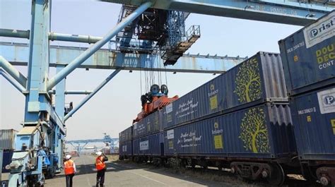 Successful Trial Run Of Double Stacked Dwarf Container Train To Jn Port