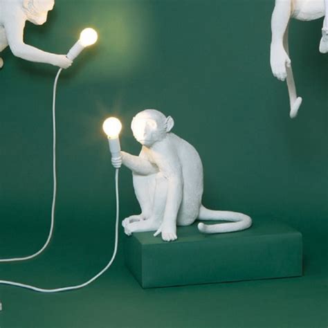 Lampada Scimmia Seduta Monkey Lamp Seletti Domustore Unconventional