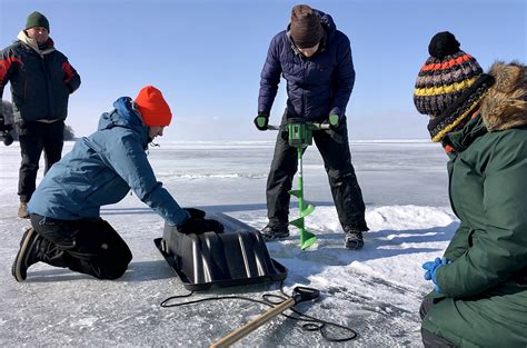 On the Great Lakes, scientists are making a ‘Winter Grab’ of rare data | Science | AAAS