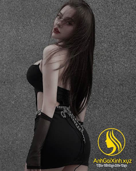 Tiktoker Qu Nh Na B Ng M T Sexy Bikini H T O B O T M T Ng I Xem Nh G I Xinh