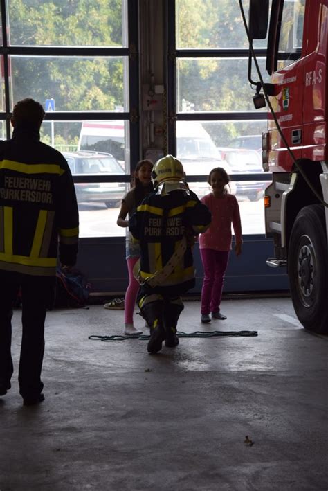 Besuch Der Klassen Der Volksschule Purkersdorf Freiwillige