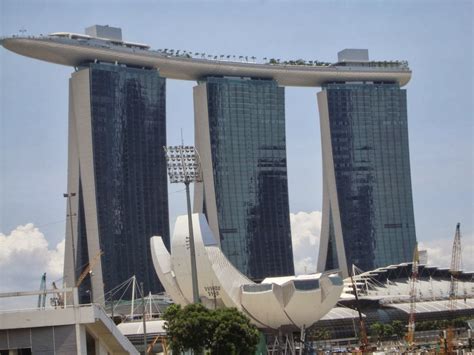 Marina Bay Sands, 5* Luxury Hotel in Singapore