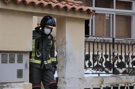 El Incendio En Un Edificio De Arucas Se Salda Con Dos Heridos Graves Y