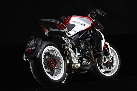 Officially Official: MV Agusta Brutale Dragster 800 RR - Asphalt & Rubber