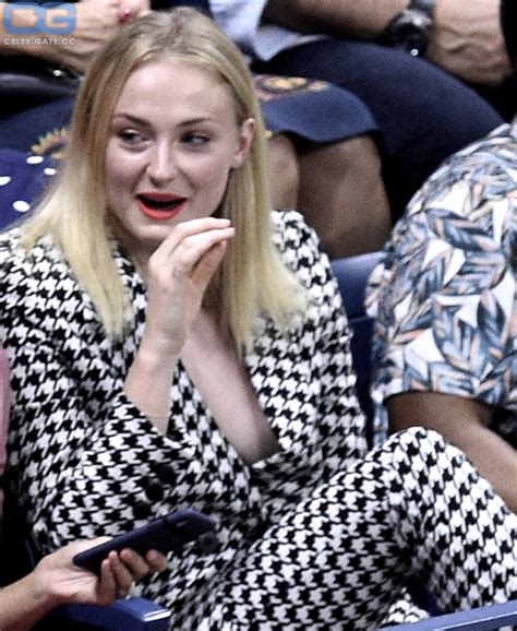 Sophie Turner Nude Pictures Photos Playboy Naked Topless Fappening