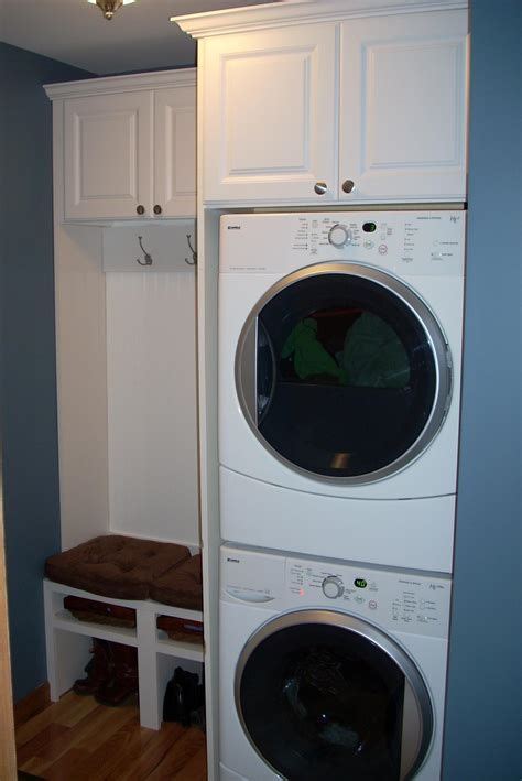 35 Basement Laundry Room Ideas On Decorating Makeovers And Flooring