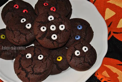 Galletas de chocolate con ojos para Halloween receta fácil Antojo en