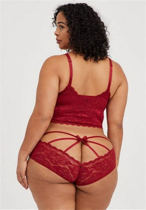 Plus Size Lace Bralette Caged Panty Set 30 Off Snazzyway