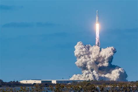 SpaceX Falcon Heavy Demonstration Mission - peterreinold.com