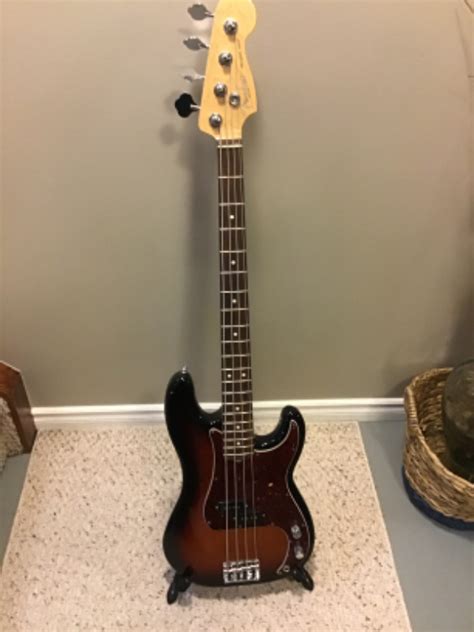 “Fender Precision Bass”. Like New | Guitars | Calgary | Kijiji