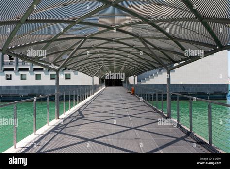 Museum of Islamic Art, Doha, Qatar Stock Photo - Alamy